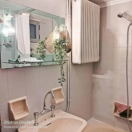 New Modern Flat Pyrgos Centre Olympia