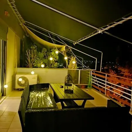 New Modern Flat Pyrgos Centre Olympia * Pírgos