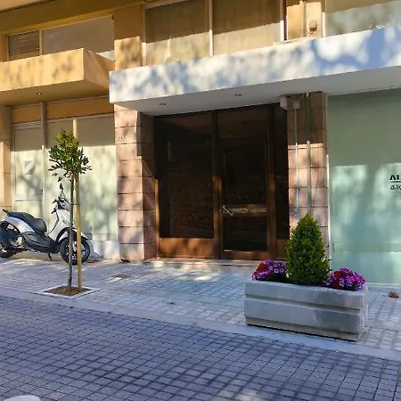 New Modern Flat Pyrgos Centre Olympia Pírgosz