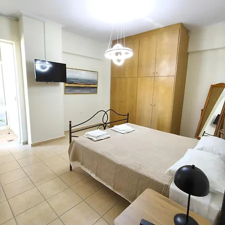 New Modern Flat Pyrgos Centre Olympia Apartment