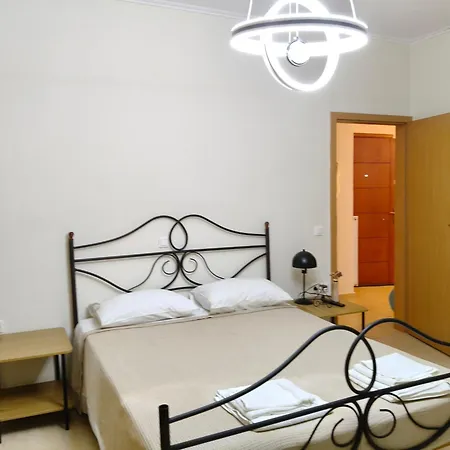 New Modern Flat Pyrgos Centre Olympia Apartment *