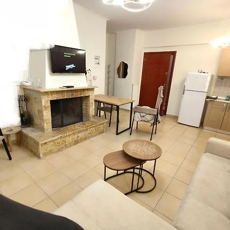 New Modern Flat Pyrgos Centre Olympia * Pírgos