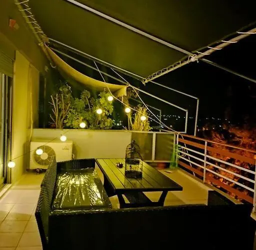 New Modern Flat Pyrgos Centre Olympia * Pírgos